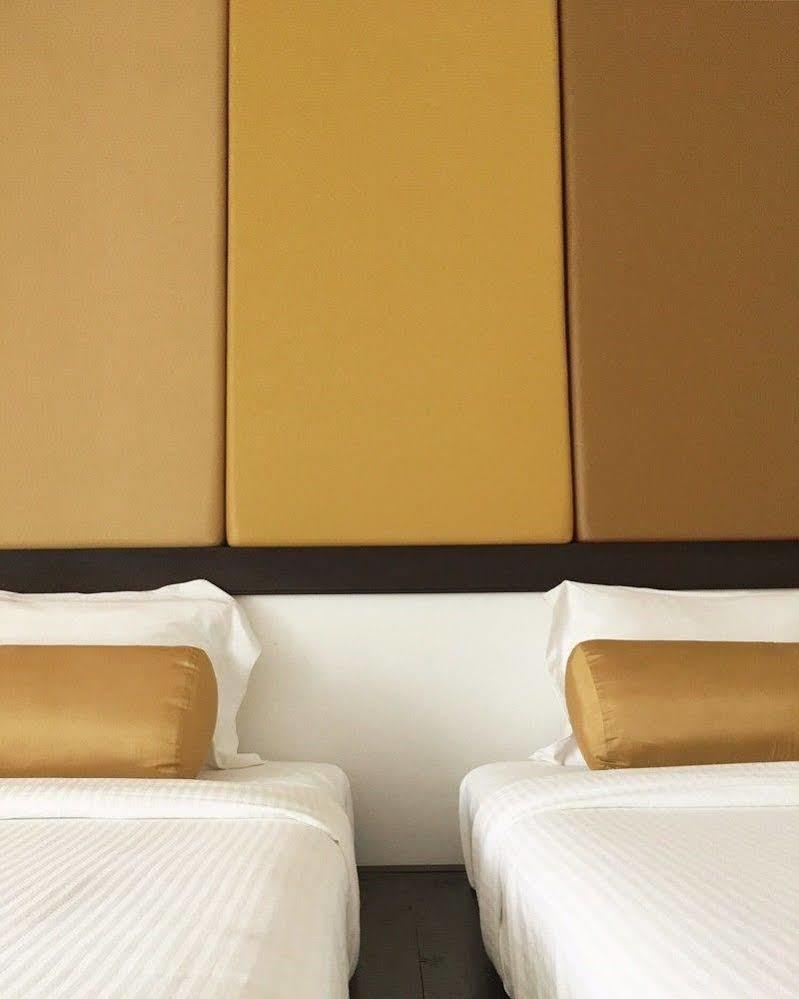 Vana Wellness Resort Nong Khai Exteriör bild