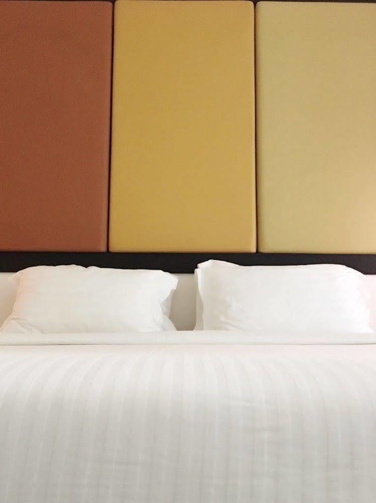 Vana Wellness Resort Nong Khai Exteriör bild